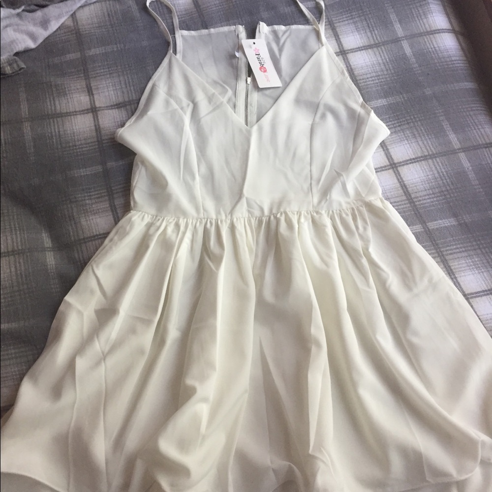 Farably White dress 🌷